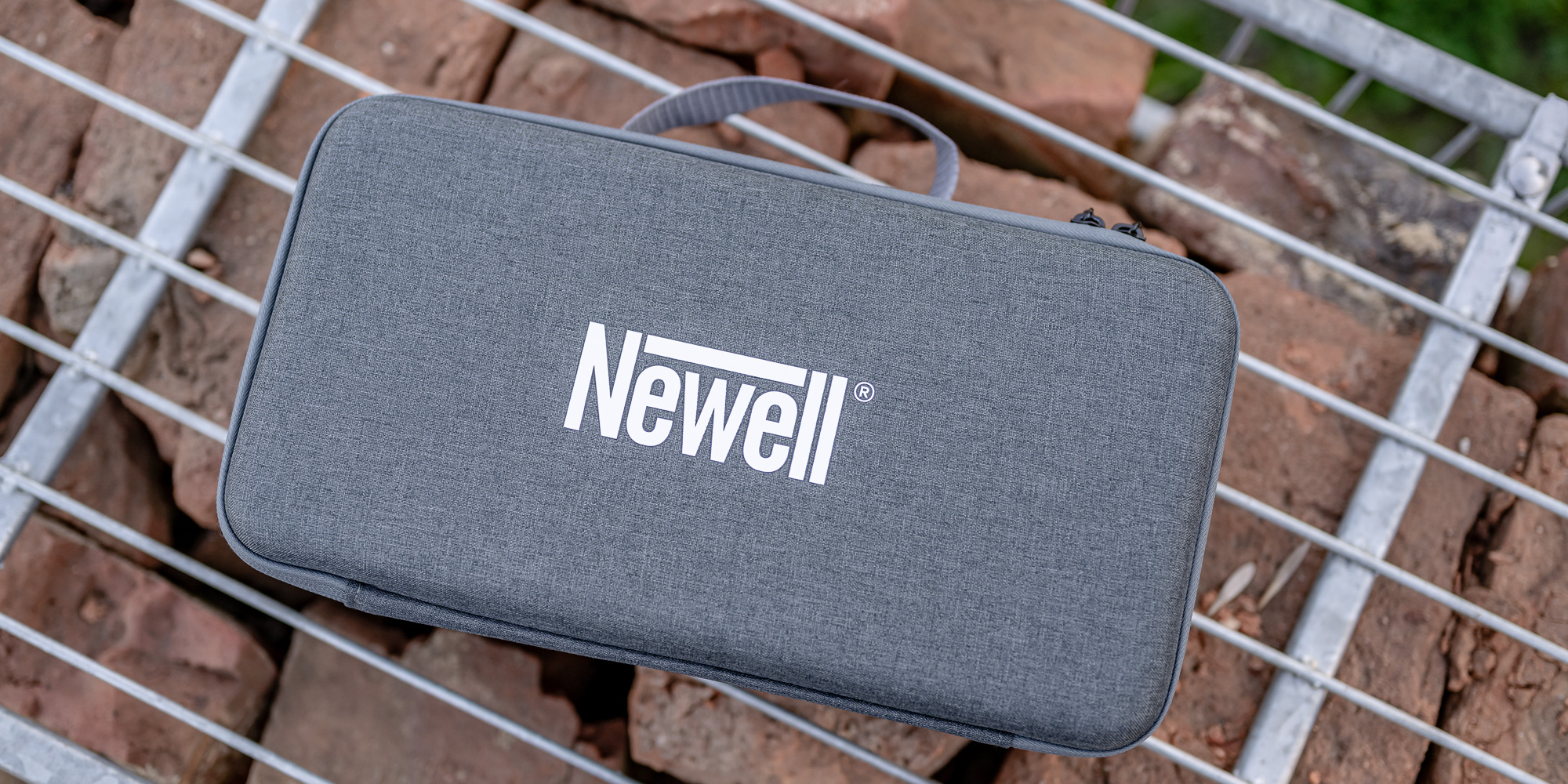 Lampa LED Newell Zora 90 WB (2700 - 6500 K)